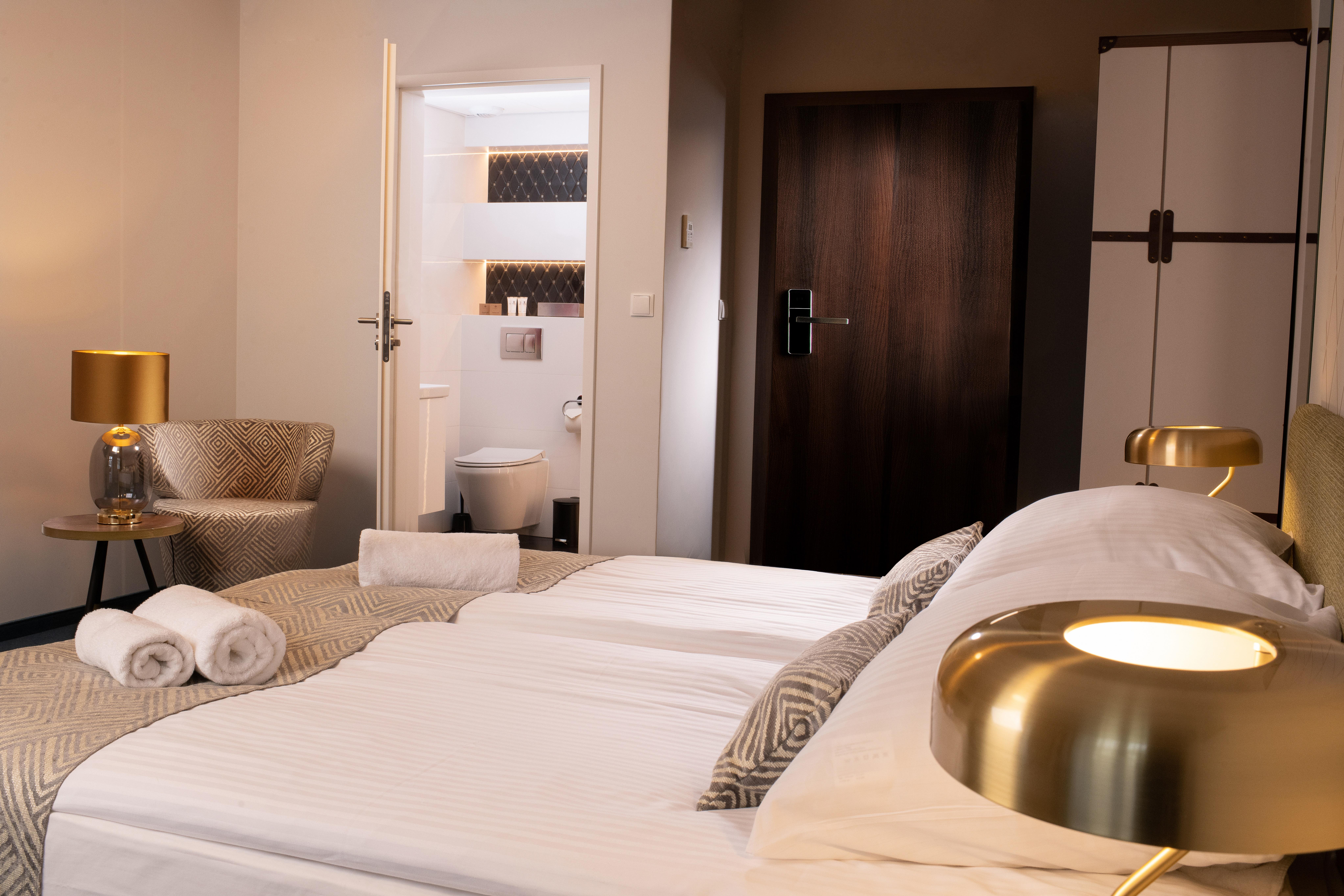 Xerion Hotel (Adults Only) Krakow Exterior photo