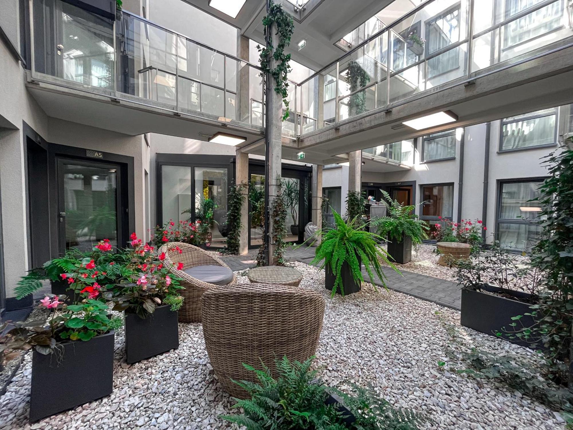 Xerion Hotel (Adults Only) Krakow Exterior photo