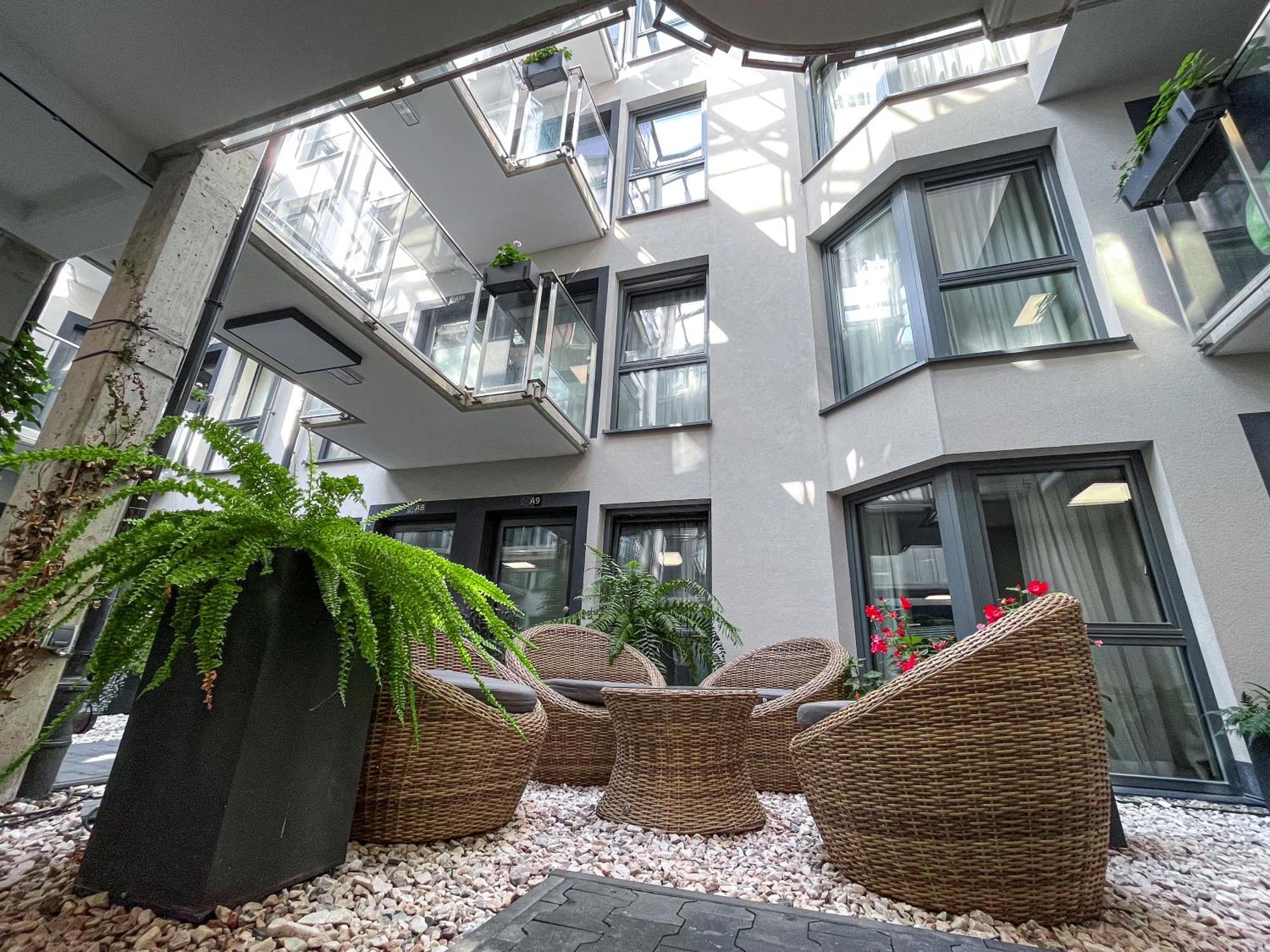 Xerion Hotel (Adults Only) Krakow Exterior photo