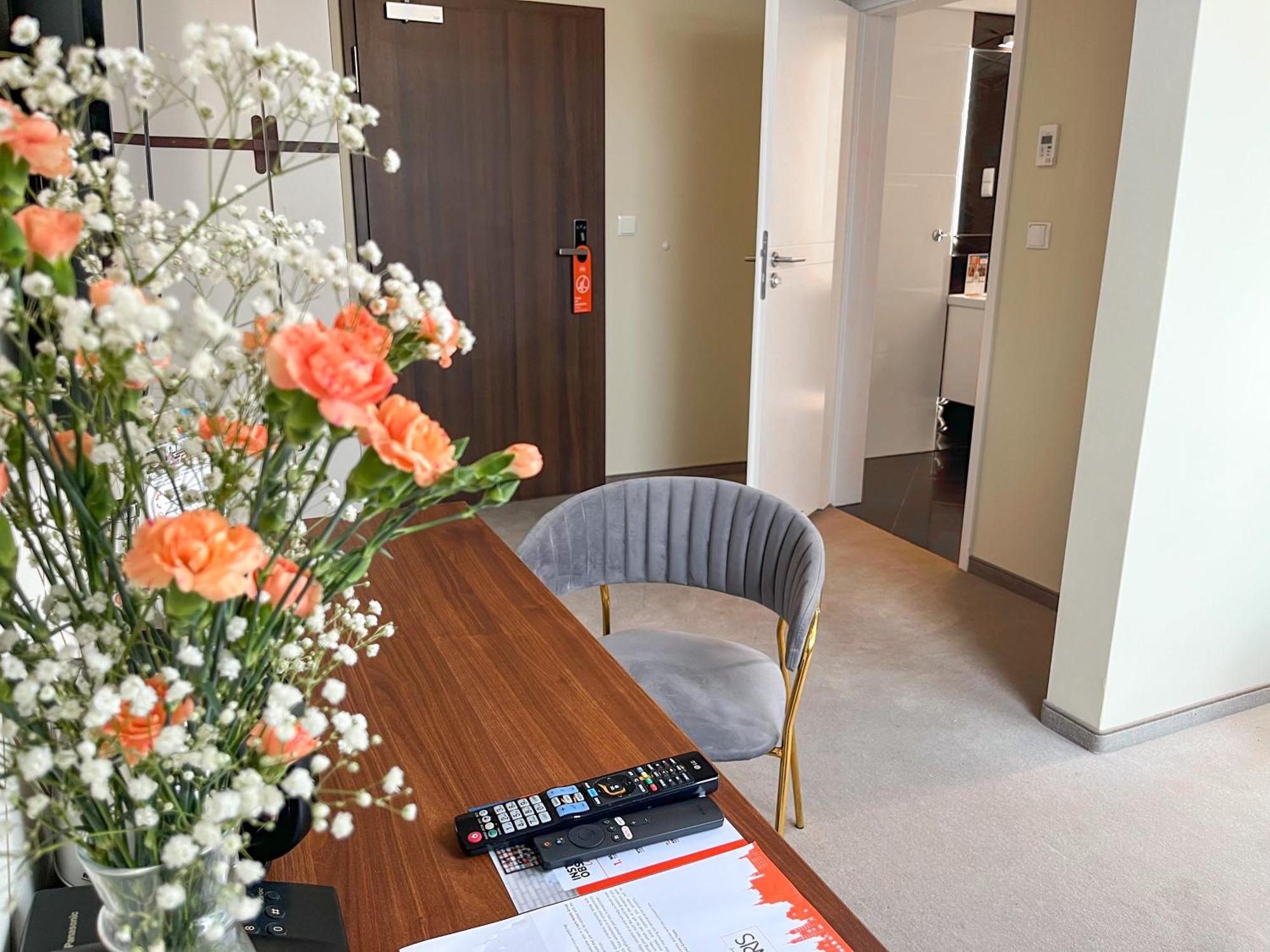 Xerion Hotel (Adults Only) Krakow Exterior photo