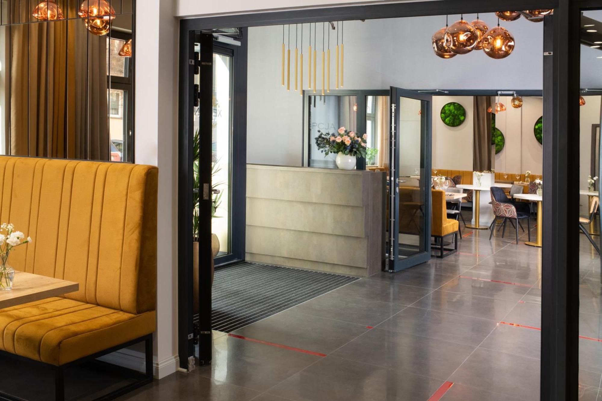 Xerion Hotel (Adults Only) Krakow Exterior photo